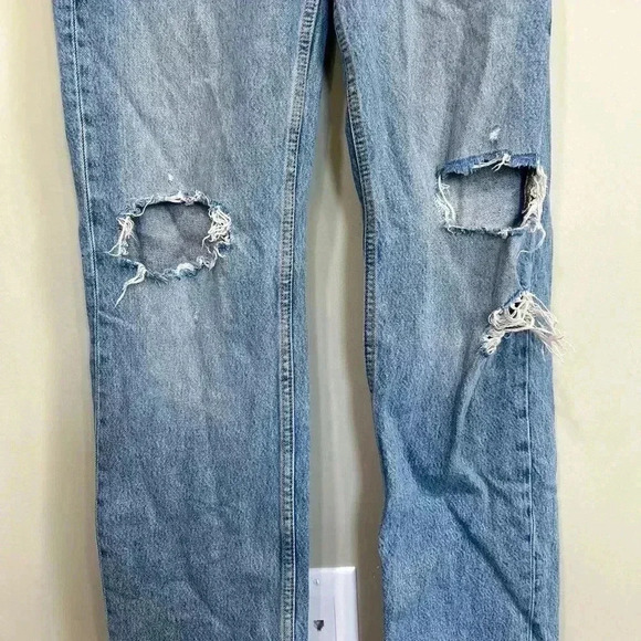Zara Straight Leg Mid Rise Dark Wash Distressed Woman’s Jeans Size 2 - Picture 3 of 6